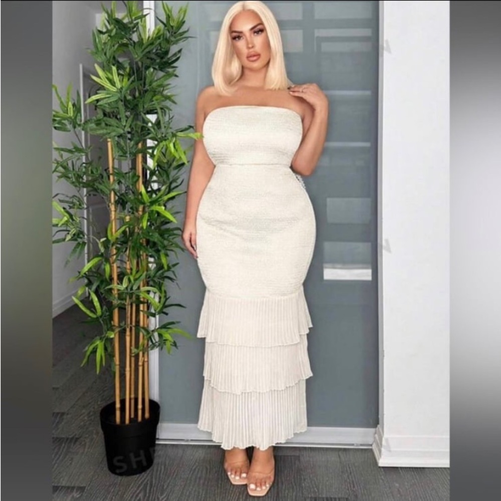 Off Shoulder Ruffle Fishtail Mermaid Dress - Picture 1 of 12